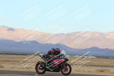 media/Sep-11-2022-SoCal Trackdays (Sun) [[81b7e951af]]/Back Straight Speed (850am)/